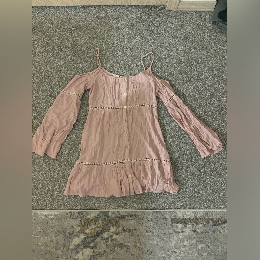 CUTE FLOWY TOP OFF THE SHOULDERS